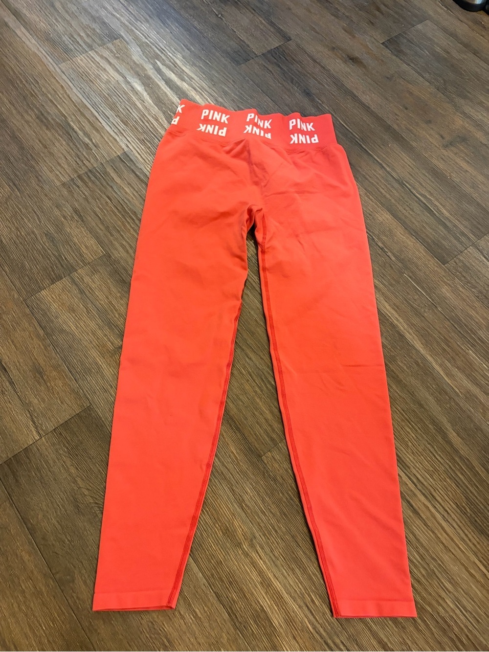 PINK Women’s Activewear Bright Orange High-Waisted Seamless Cropped Leggings M